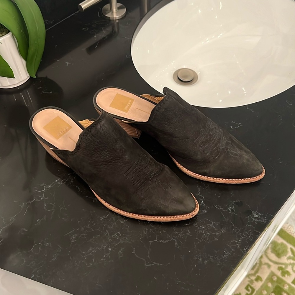 Dolce vita heeled slides. True to size. Good condition